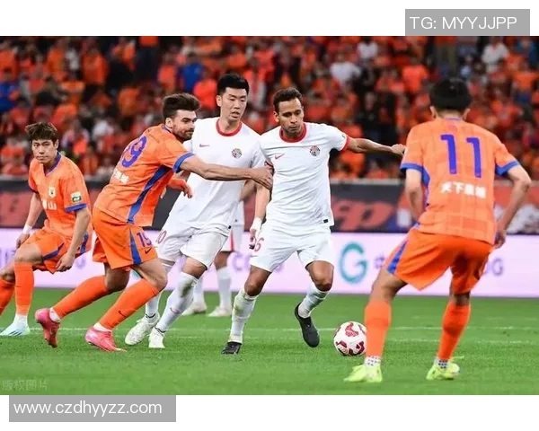 中超精彩对决：法比奥连场助攻成都三将助海港遭遇首败