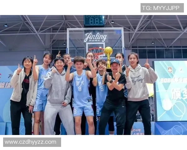 中国女篮新星崛起攻防兼备未来或与2米23女姚明携手共创辉煌 中国女篮新星崛起攻防兼备未来或与2米23女姚明携手共创辉煌