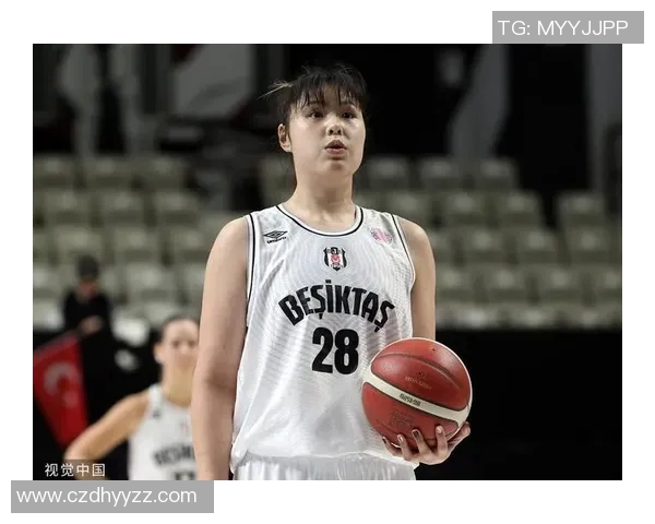 李月汝团队期待飞翼稳定轮换每场比赛争取打满15分钟